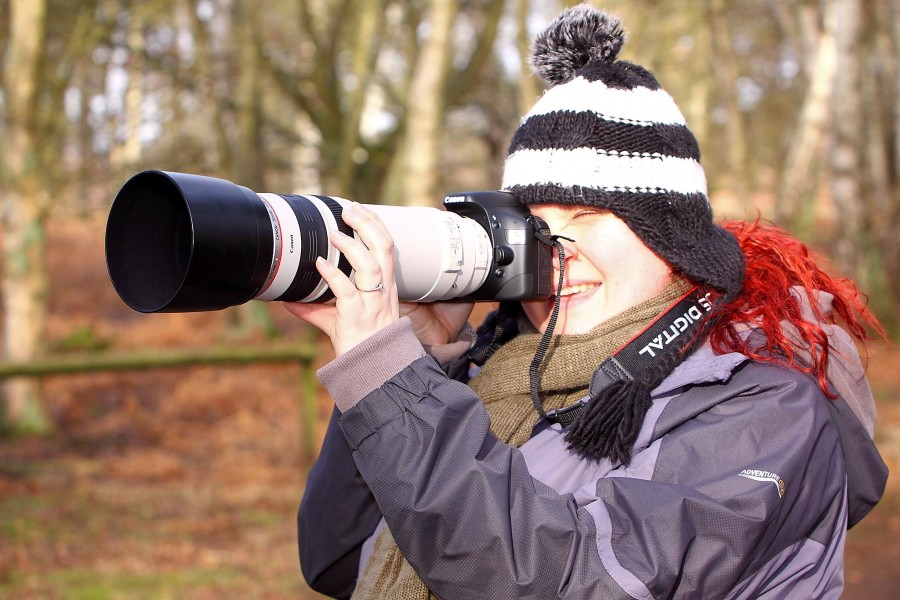 A photographer with a Canon digital camera (8480769517)