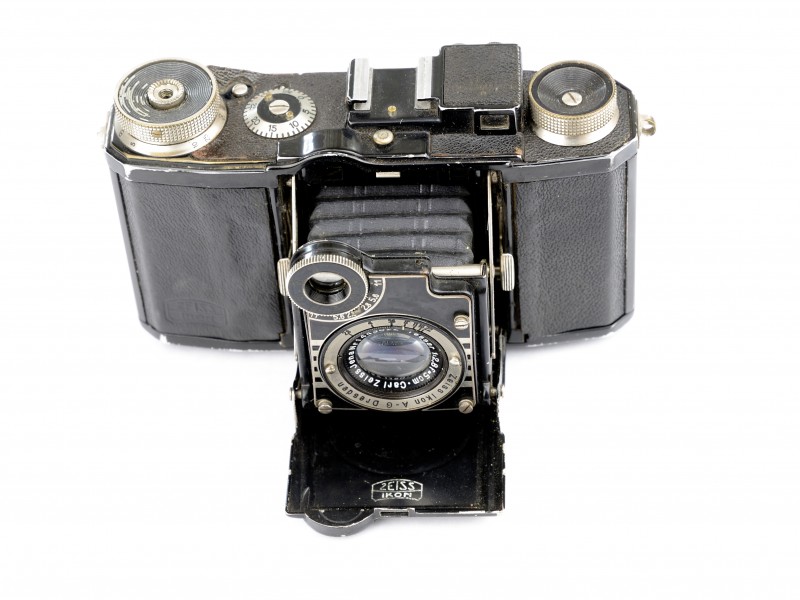 Appareil photo Zeiss Ikon Super Nettel 01