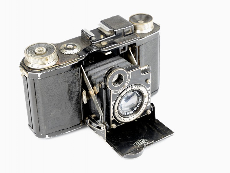Appareil photo Zeiss Ikon Super Nettel 06