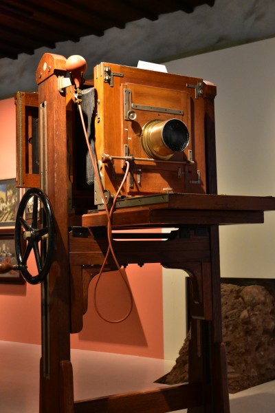 Ausstellung 'Der Zeit voraus - Drei Frauen auf eigenen Wegen' - Stadtmuseum Rapperswil - Aterlierkamera Engel-Feitknecht um 1890 PA Foto Gross 2015-09-05 16-28-37
