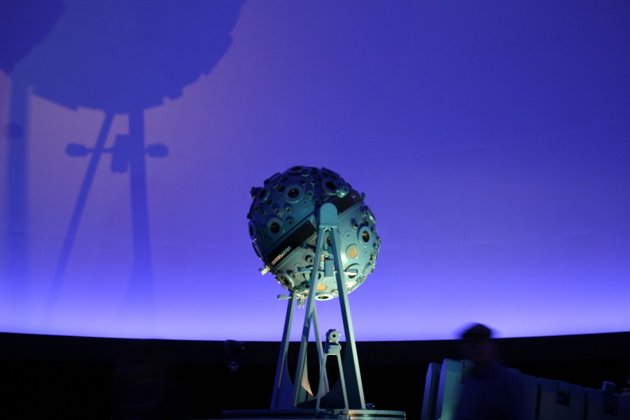 Bochum - Erich-Mendel-Platz - Planetarium 05 ies