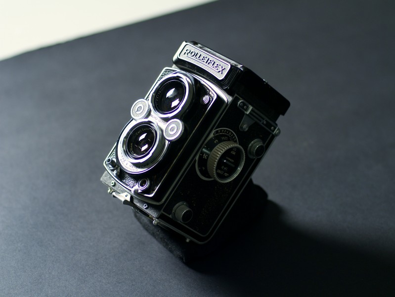 Camera (12331460994)