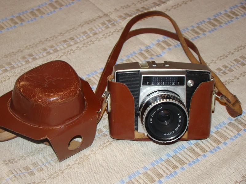 Camera Pentina