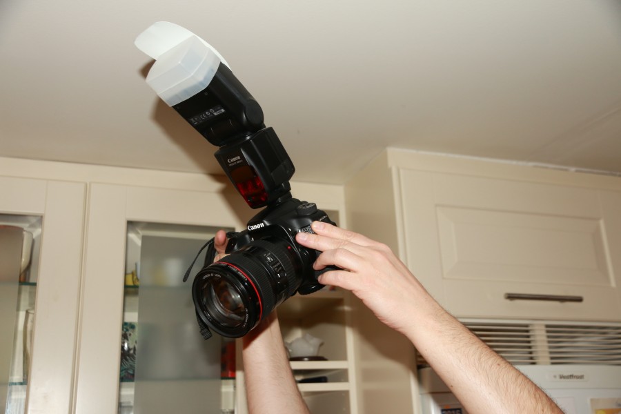 Canon eos 70D med kvit blitstopp