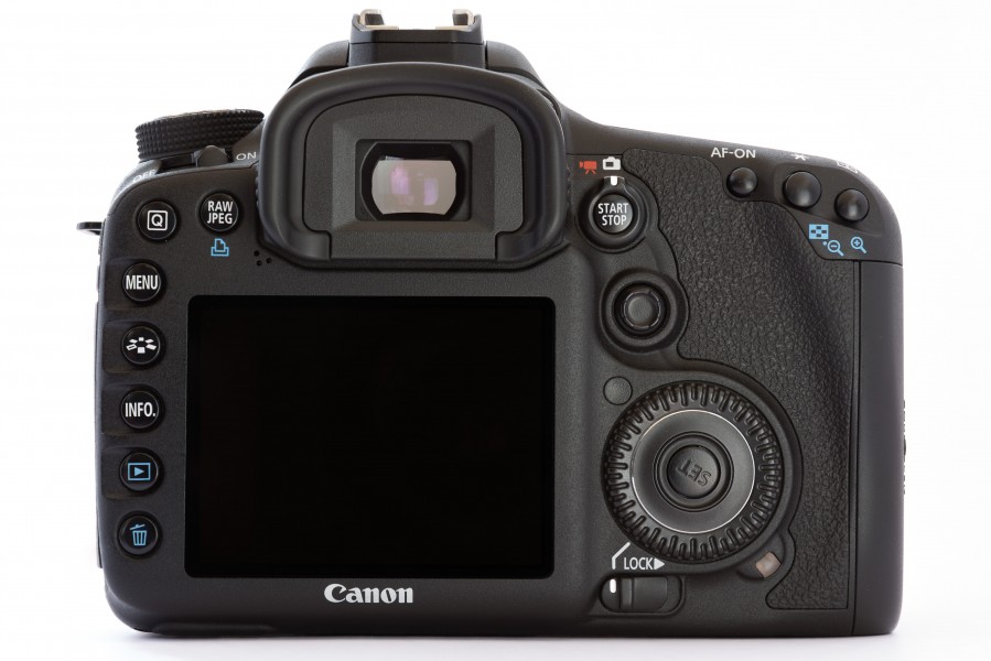 Canon EOS 7D DSLR body back