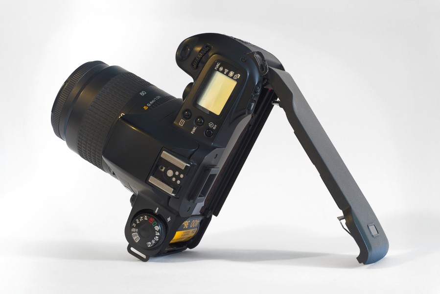 Canon EOS RebelG open