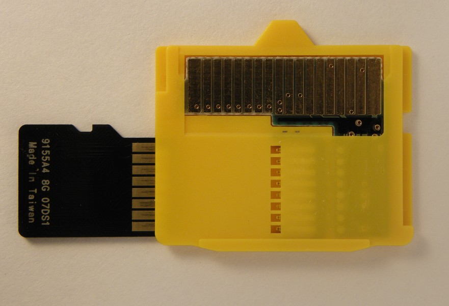 Card-Adapter microSD auf xD-Picture Card (Kontaktseite)