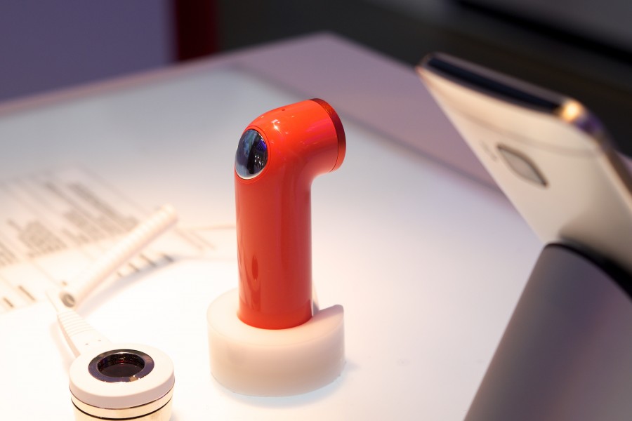 HTC Re camera
