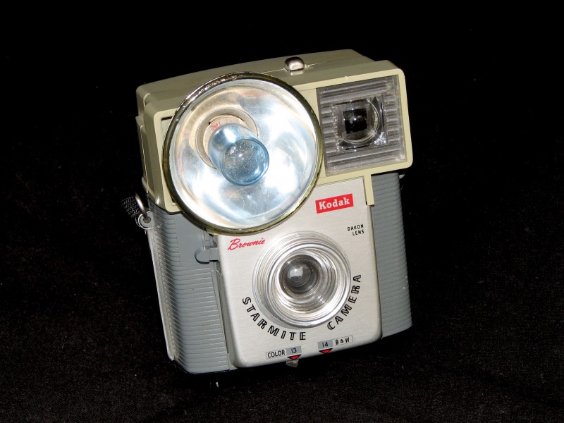 Kodak-brownie-starmite-camera