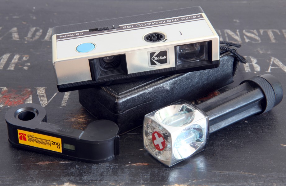 Kodak Instamatic 192 camera