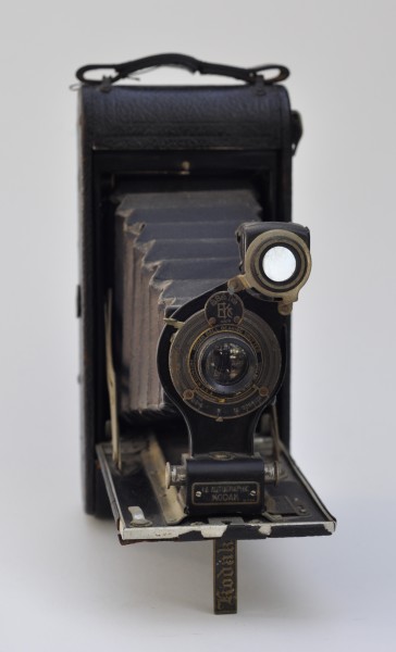 Kodak No. 1A Autographic Camera - 1