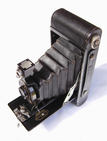 Kodak No 2-A Folding Autographic Brownie (ca 1917)
