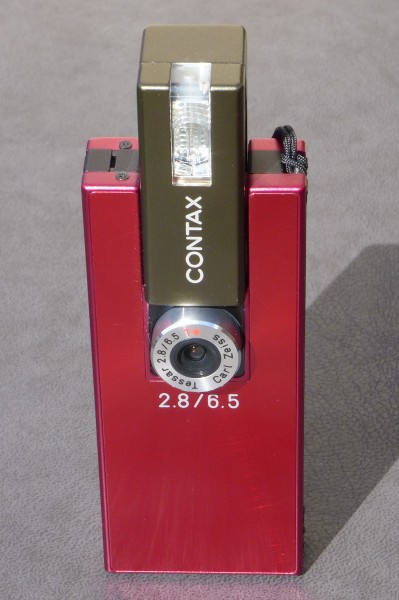 Kyocera Contax I4R rot hoch
