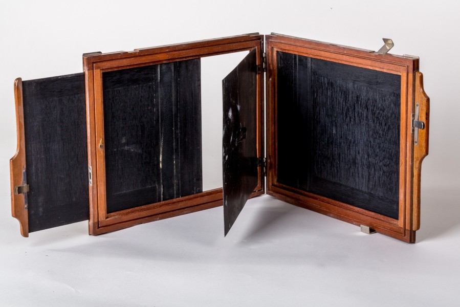 Large-format-camera Globus-M 23