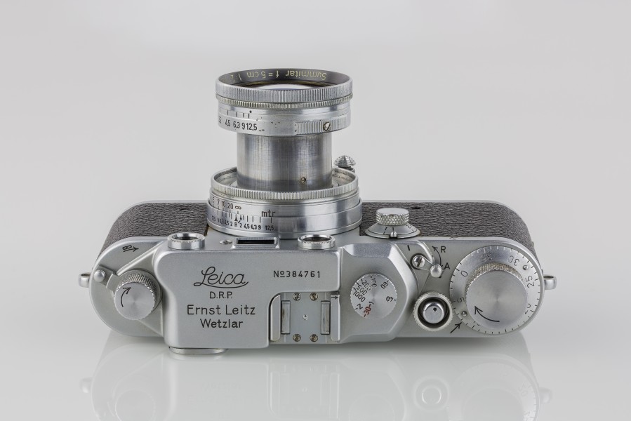 LEI0320 189 Leica IIIc chrome - Sn. 384761 1941-M39 Top view - ext. 3mm-Bearbeitet-Bearbeitet