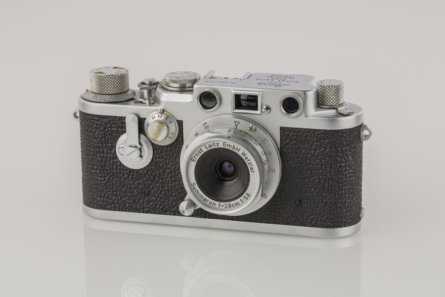 LEI0431 191 Leica IIIf chrome 1954 - Sn. 692358 M39 Front view Vorlaufwerk-6710 hf