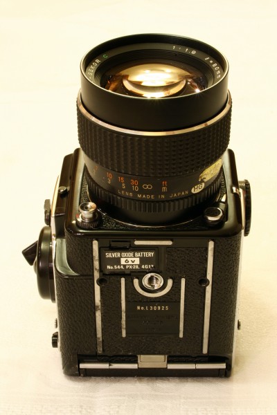 Mamiya 645 - bottom