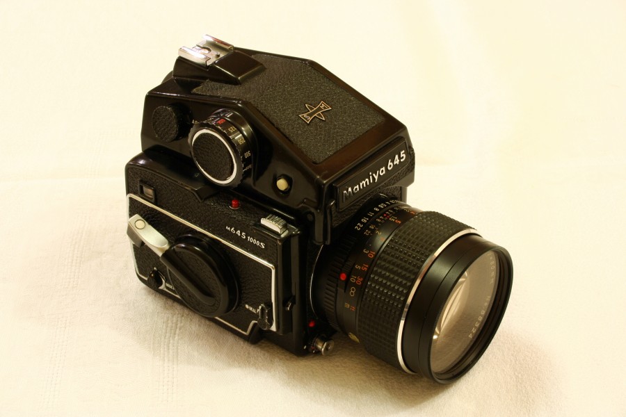 Mamiya 645 - global left