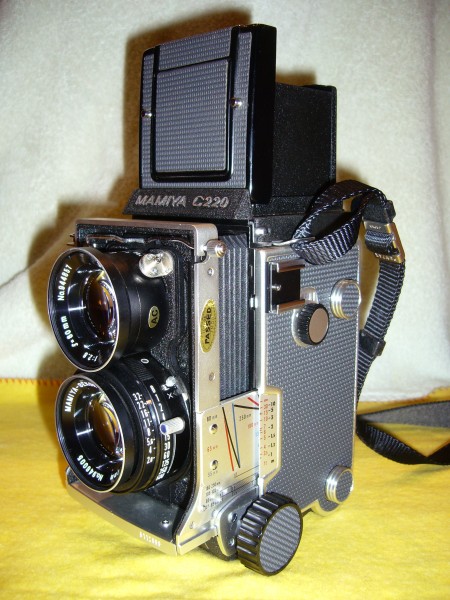 MamiyaC220b