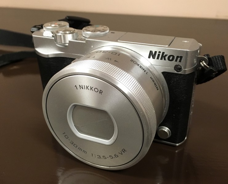 Nikon J1 5