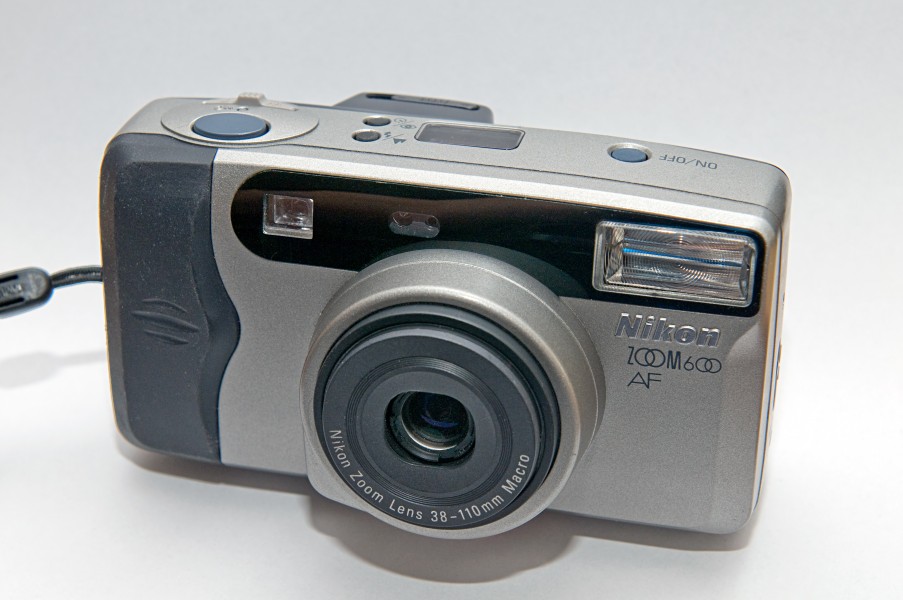 Nikon Zoom 600 AF DSC 2615