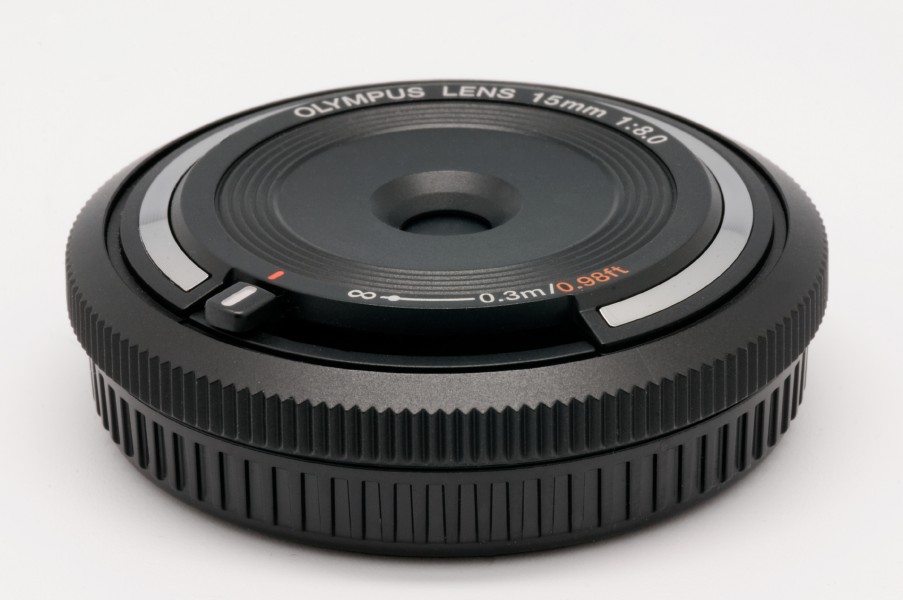 Olympus Body Cap lens 15mm F8 n01