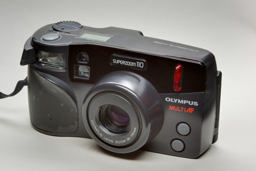 Olympus Superzoom 110 BW 1