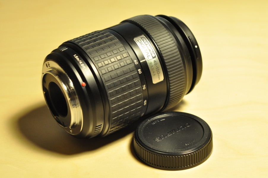 Olympus Zuiko Digital 40-150mm f3.5-4.5 lens - back