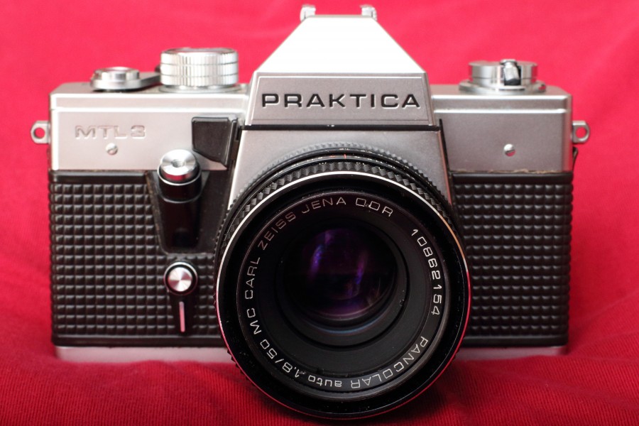 Praktica MTL-3 and MC Carl Zeiss Jena Pancolar auto 50mm 1.8 1