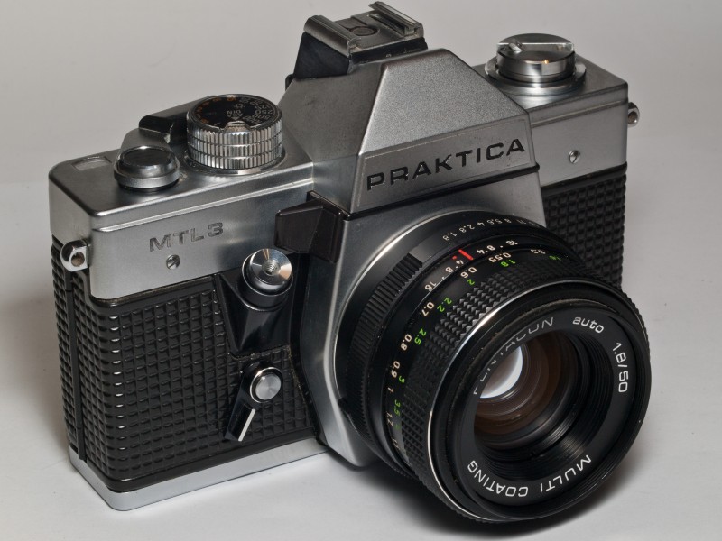 Praktica MTL3 photo camera