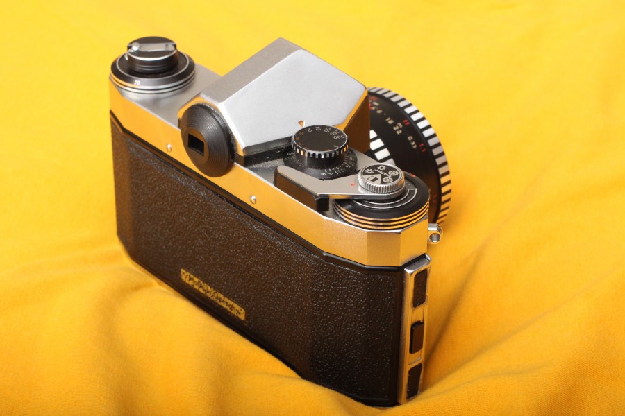 Praktica Super TL and Meyer Optik Görlitz Oreston 50mm 1.8 3