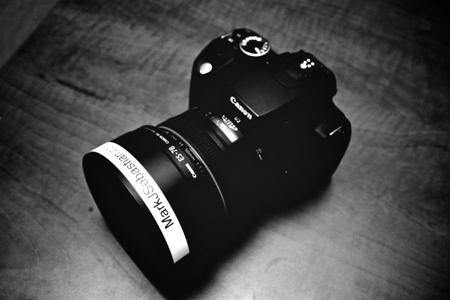 Rebel XT + 50mm f1.2L (35655)