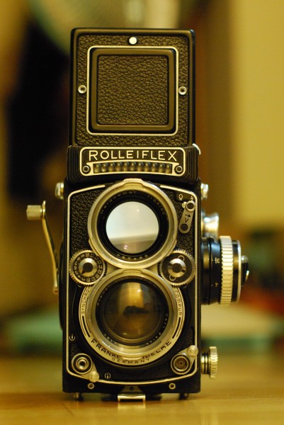 Rolleiflex 2.8 E medium format 120 roll film TLR camera