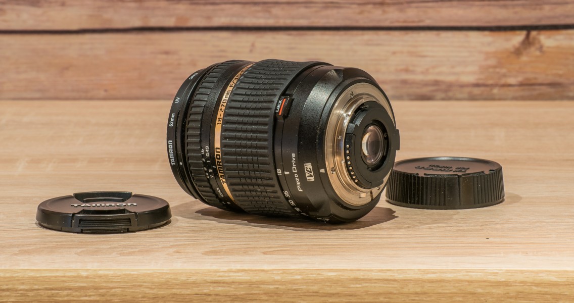 Tamron AF 18-270mm