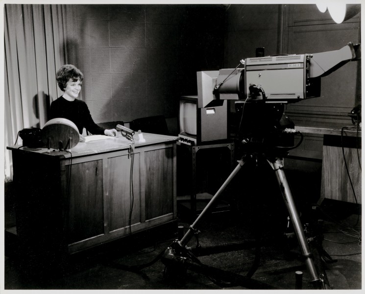 TV studios (26626656473)