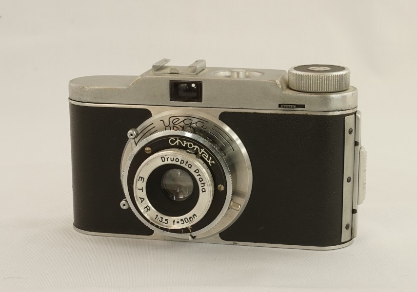 Vega Chrontax