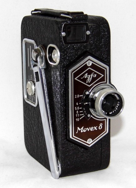 Vintage Agfa Movex 8 Movie Camera, The First Single-8 Camera To Use Film In A Cartridge, Made In Germany, Circa 1937 (21179067050)