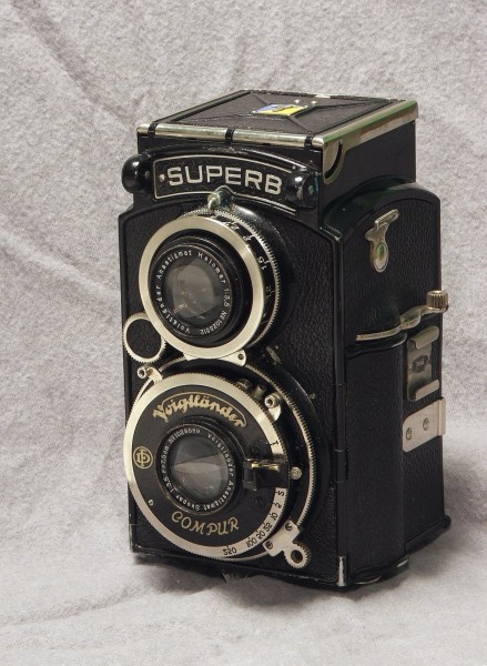 Voigtlaender-superb-2