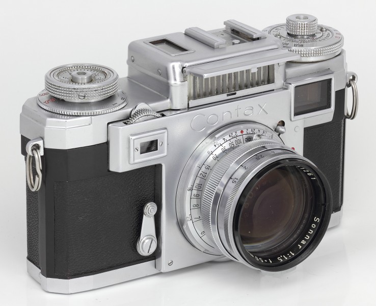 Zeiss Ikon Contax IIIa (color dial) (14037093454)
