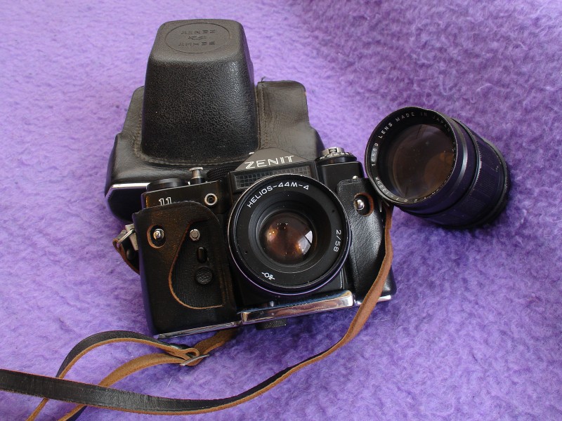 Zenit 11 and 135 mm lens (4002629368)