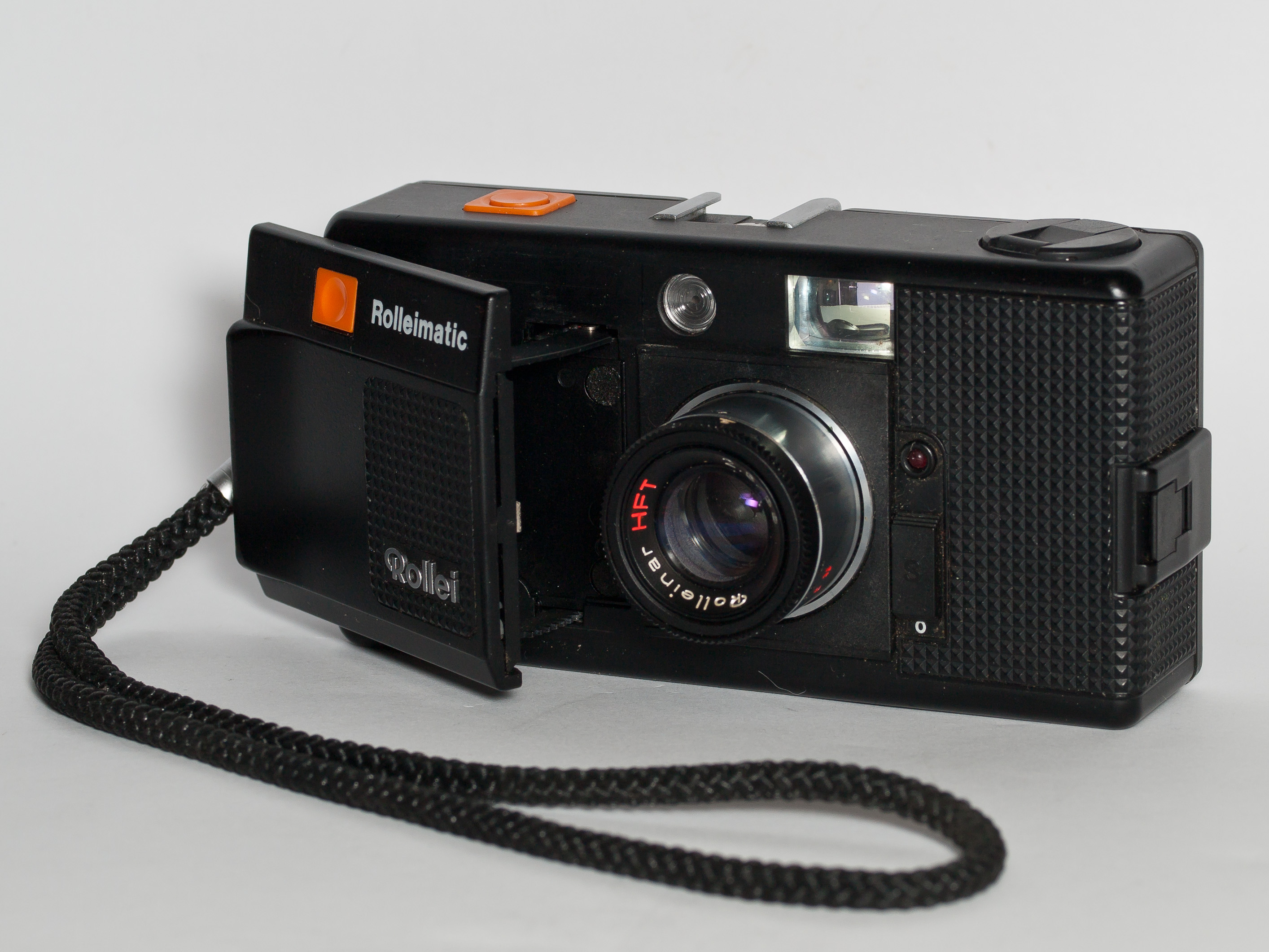Rolleimatic 35mm film camera 2.jpg