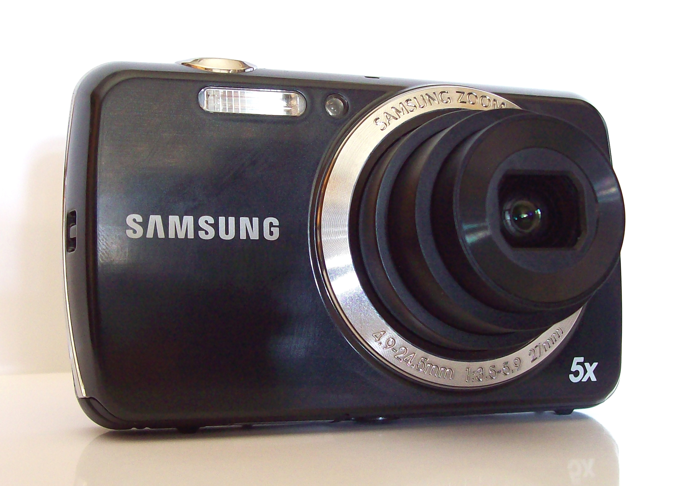 Samsung PL21 digital camera 01