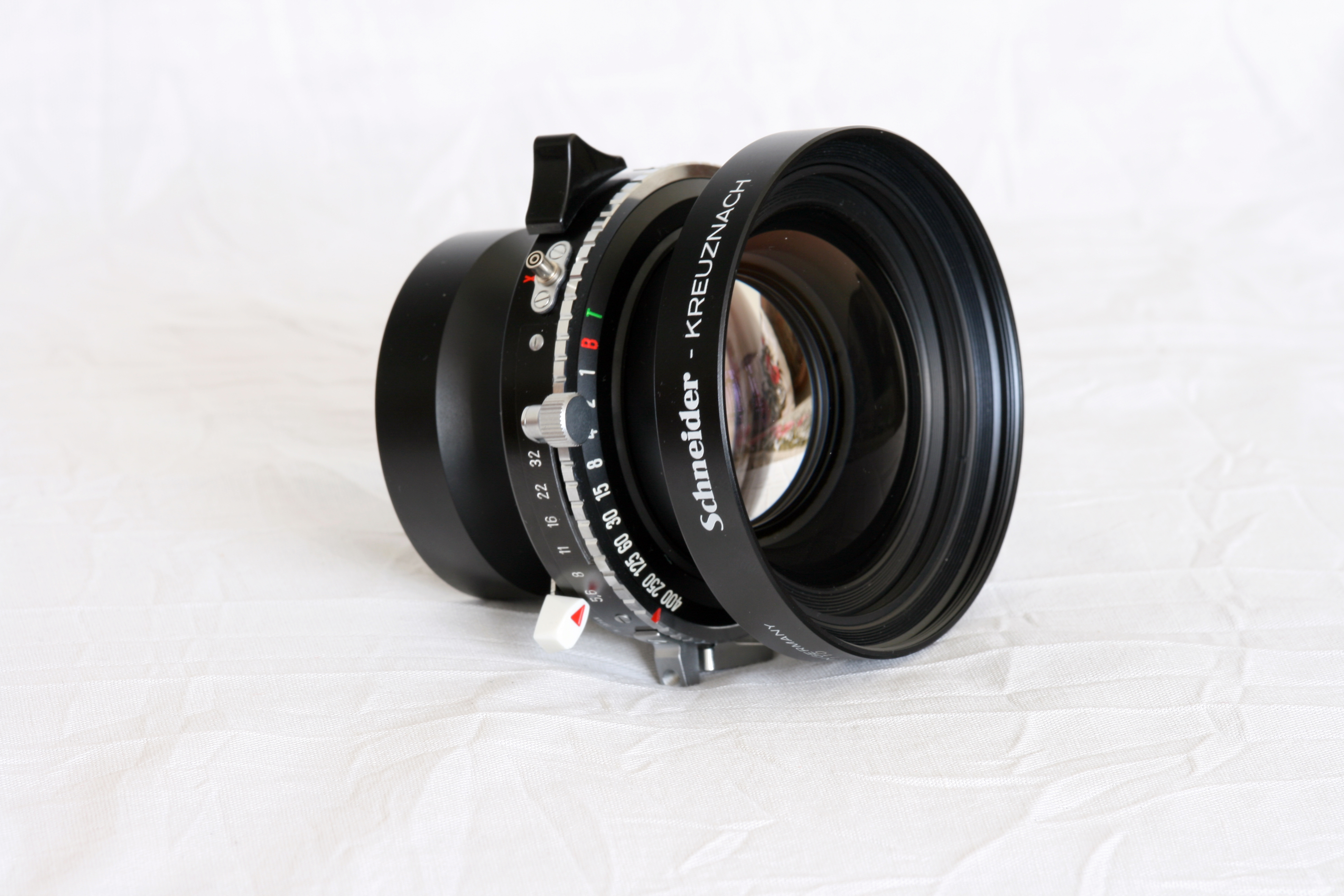 Schneider Symmar S 210mm 001
