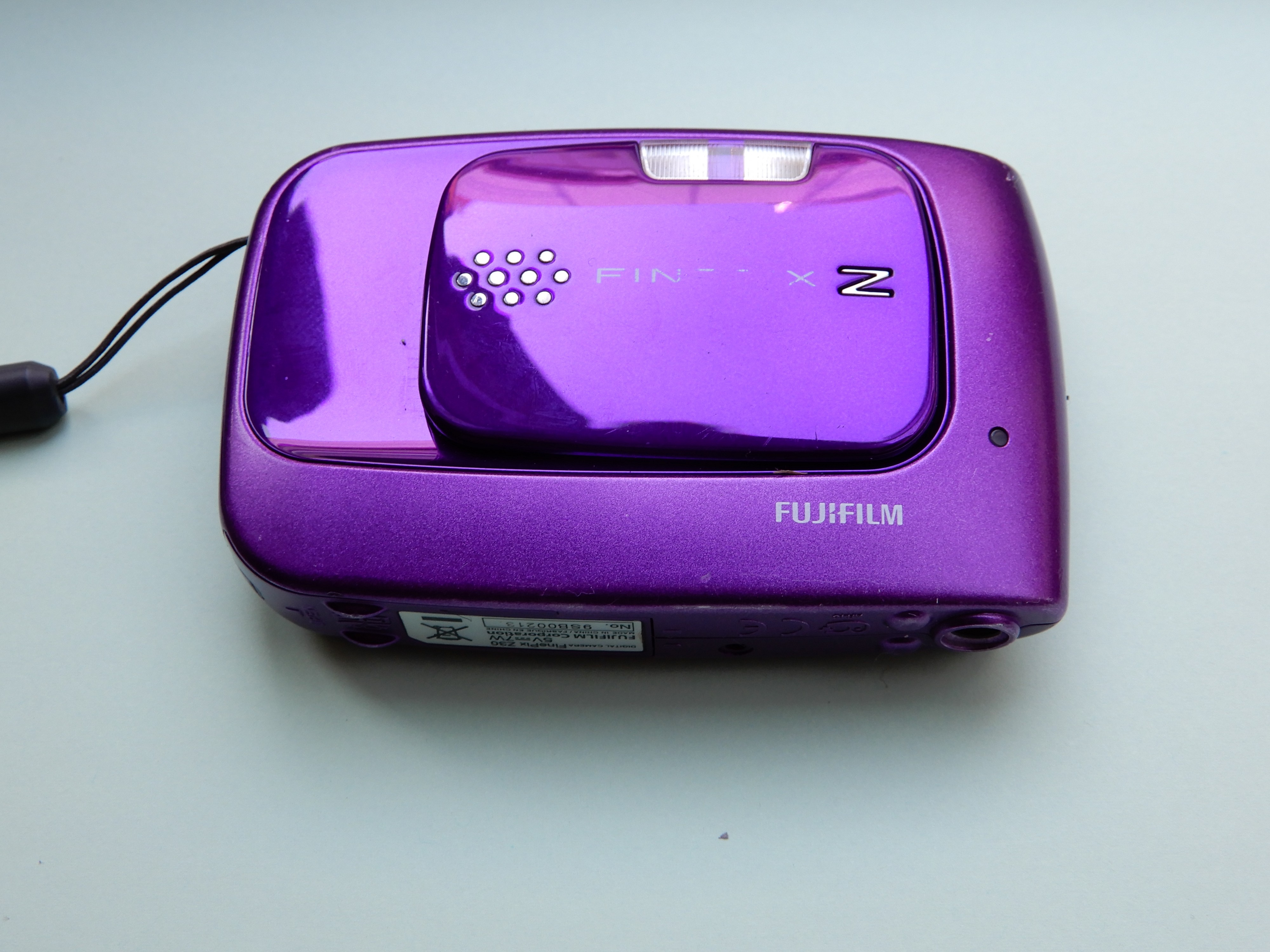 Compact camera external view
