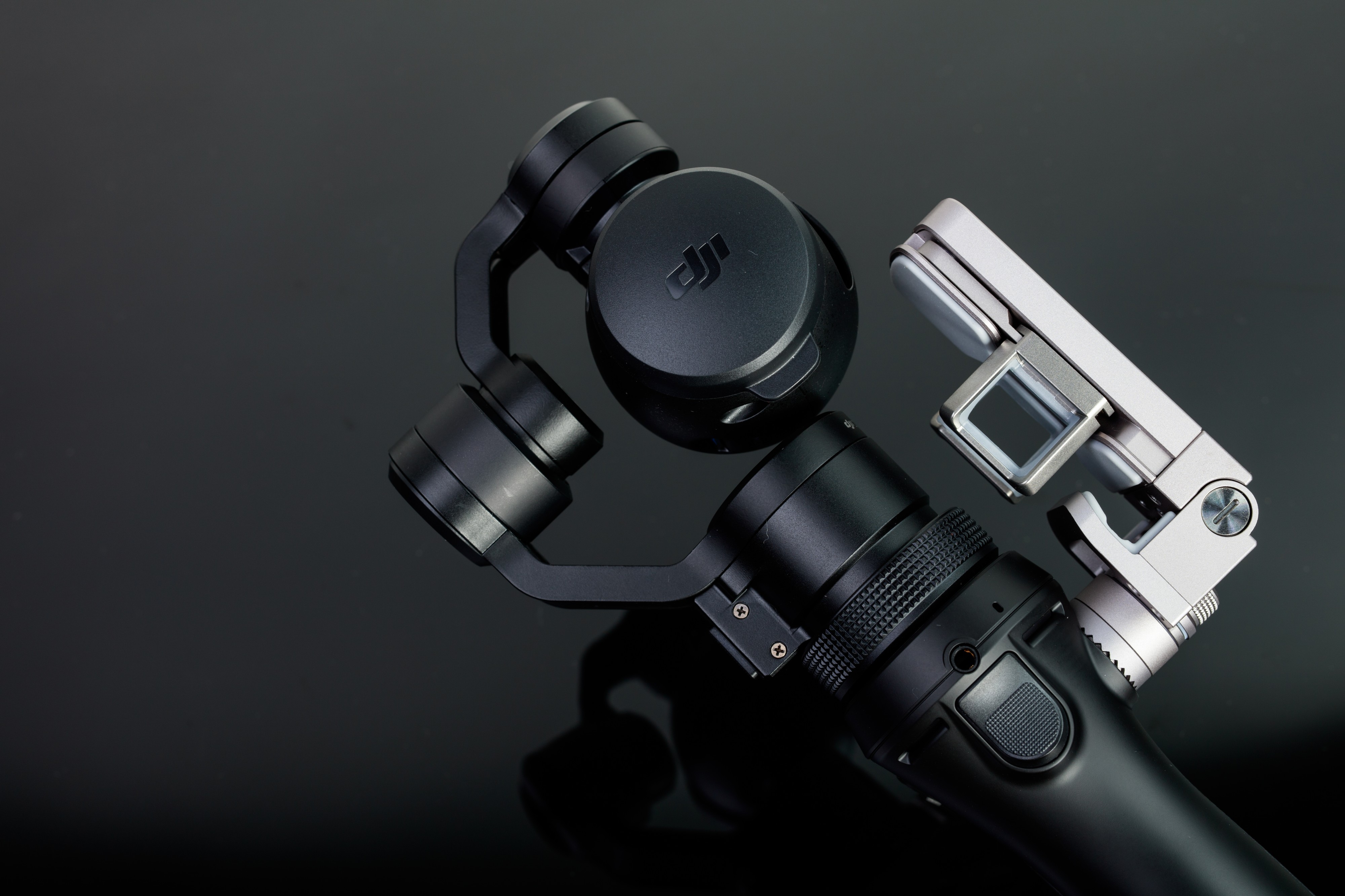 DJI OSMO handle facing front