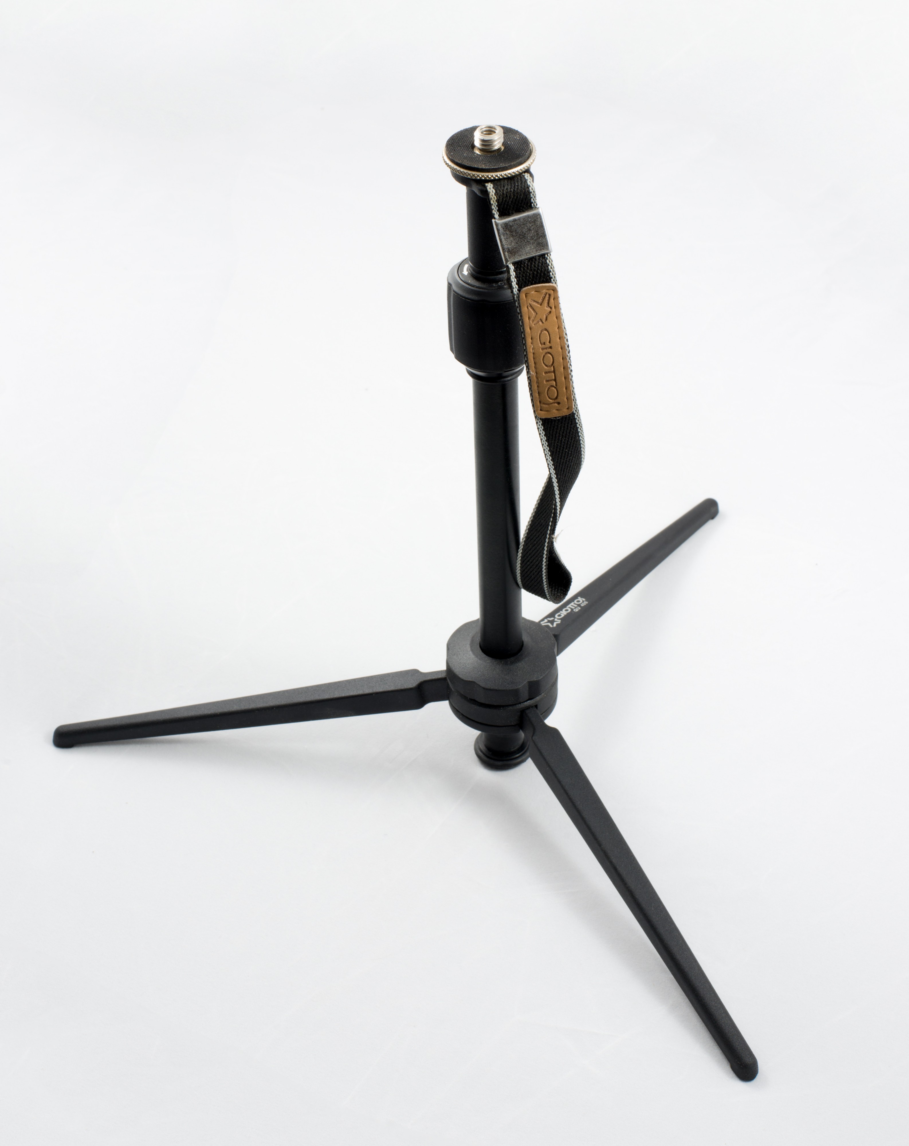 Giottos mini compact tabletop tripod
