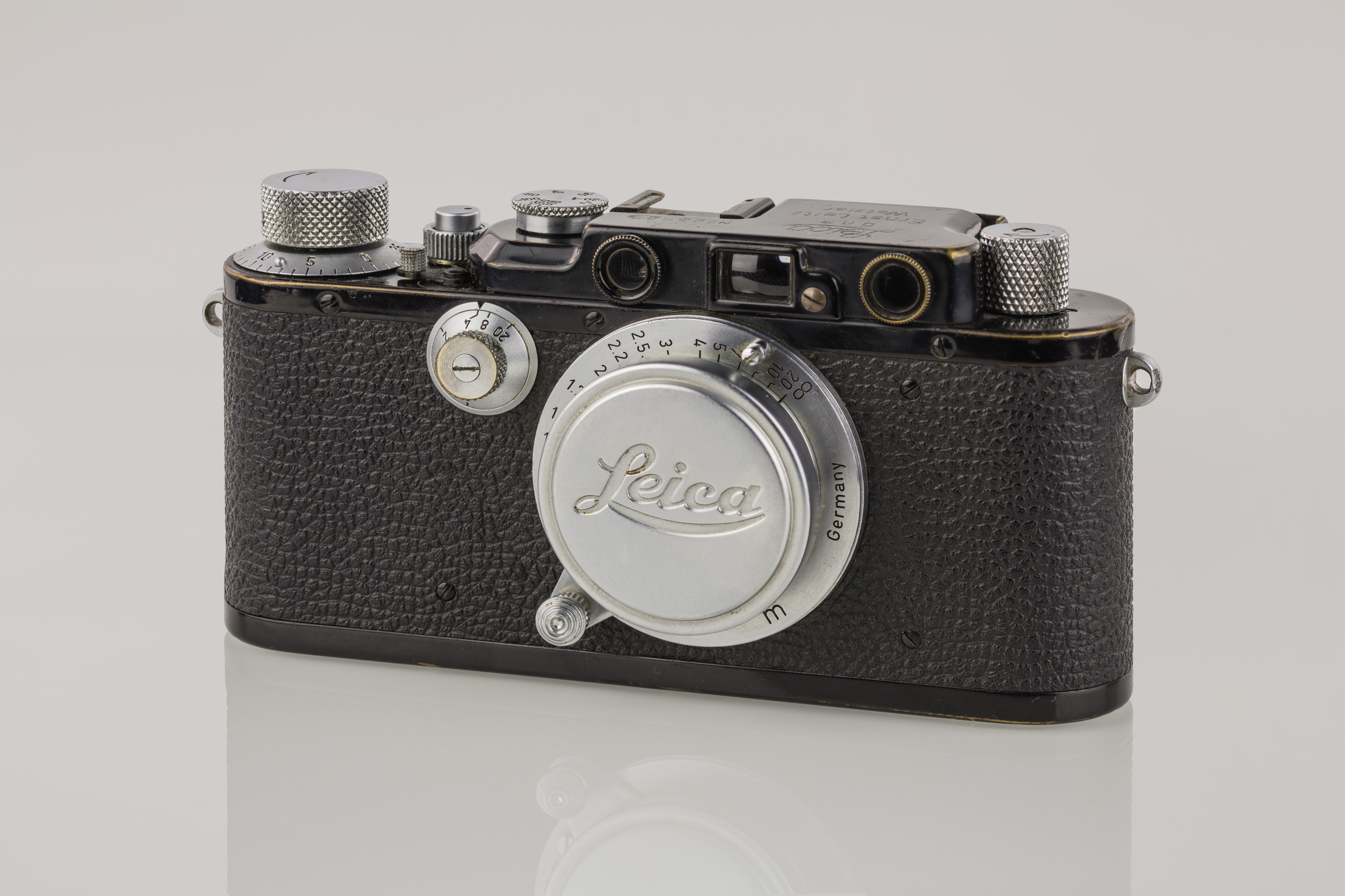 LEI0221 199 Leica III schwarz - Umbau von Leica I Sn. 25629 1930-M39 front view - collapsed lens-5959 hf-Bearbeitet