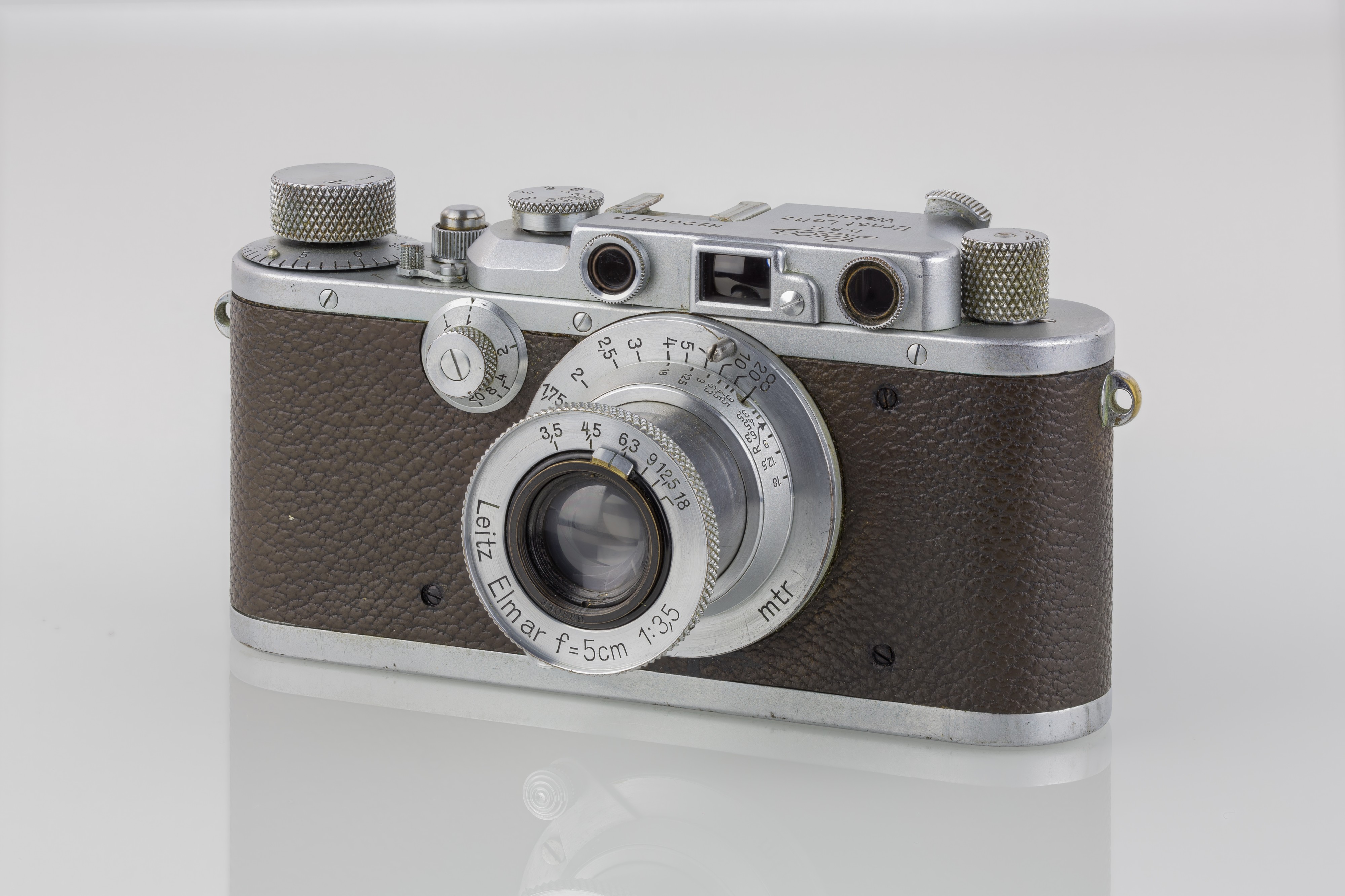 LEI0260 197 Leica IIIa - Sn. 206617 1936-M39 Front view-Bearbeitet