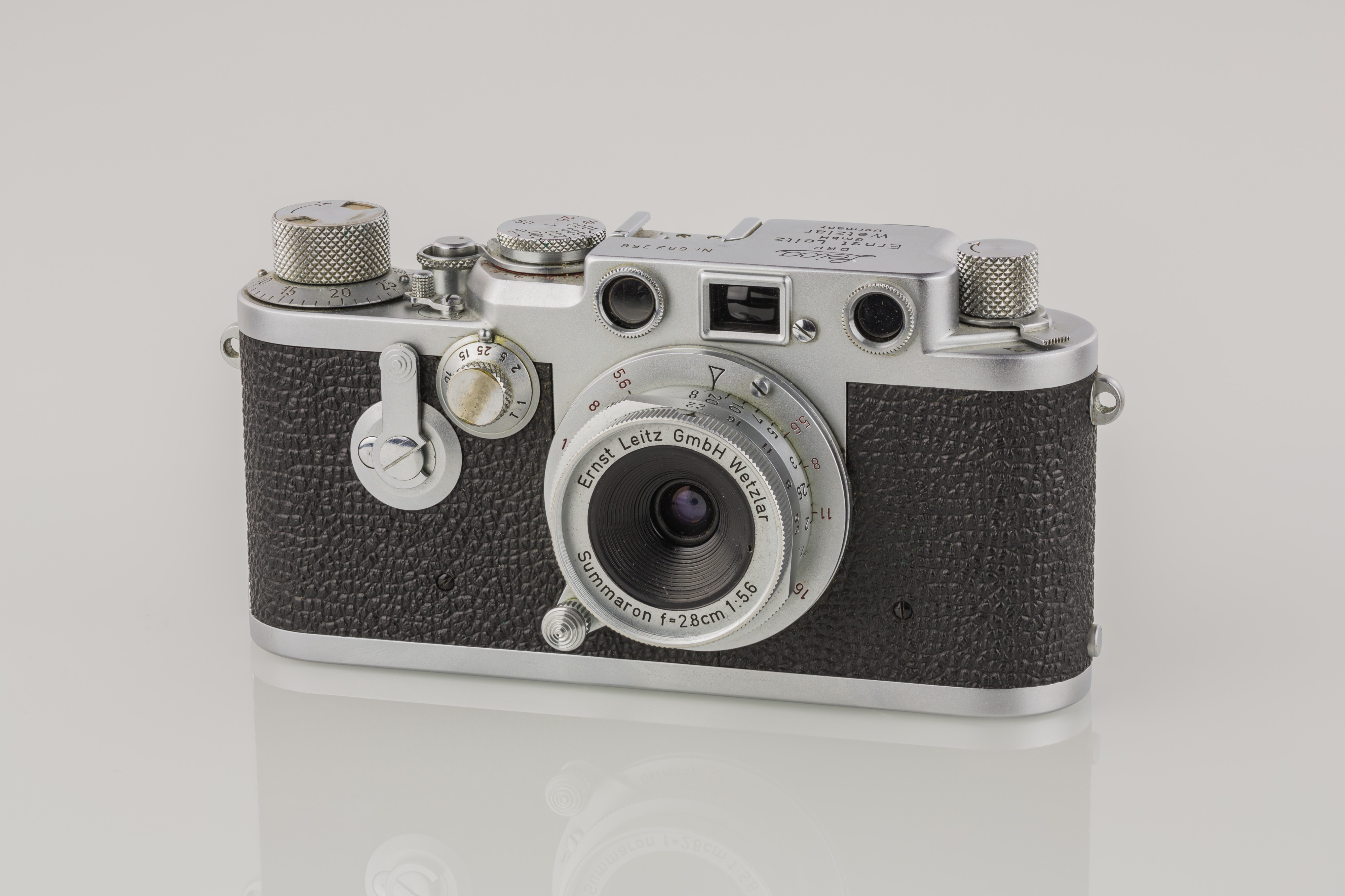 LEI0431 191 Leica IIIf chrome 1954 - Sn. 692358 M39 Front view Vorlaufwerk-6710 hf