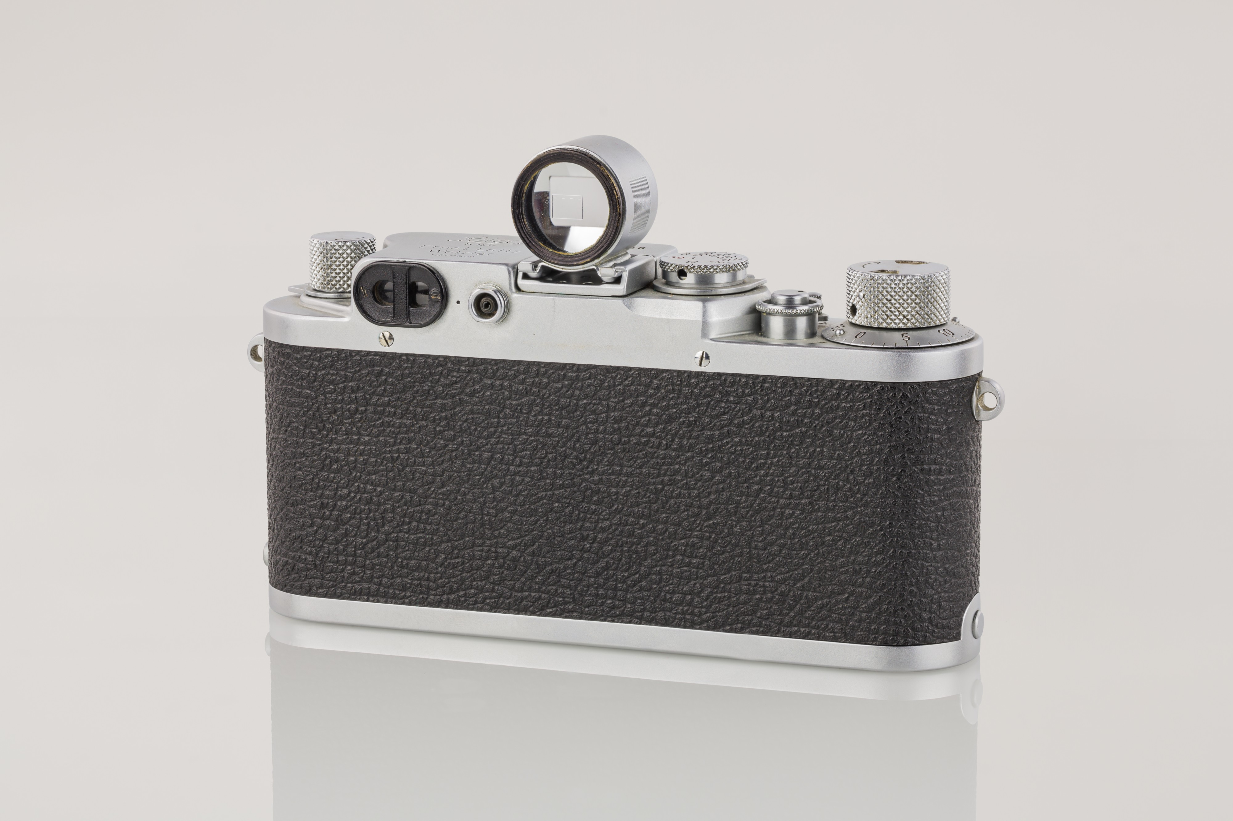 LEI0440 Leica IIIf chrom - Sn. 580566 1951-52-M39 Blitzsynchron back view Aufstecksucher-6562 hf-